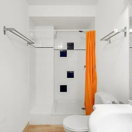 Luz-saint-sauveur, 3 Pièces, 6 Personnes - Fr-1-402-75 * Luz-Saint-Sauveur