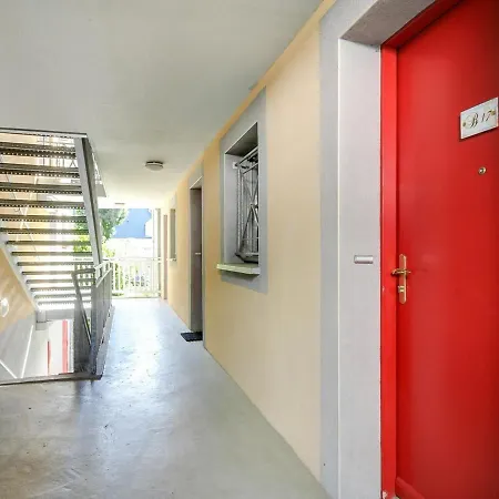 Luz-saint-sauveur, 3 Pièces, 6 Personnes - Fr-1-402-75 * Luz-Saint-Sauveur