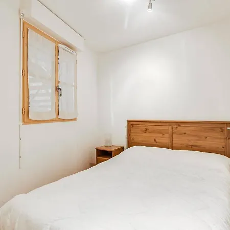 T2 En Centre-ville Pour 6 Pers., Parking, Proche Commodites Et Stations De - Fr-1-402-75 Apartment Luz-Saint-Sauveur